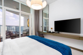 White Sage - Premium Furnished Studio With Large Balcony